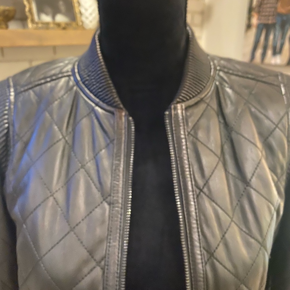 Truth & Pride Quilted Leather Bomber, like new, Md - Picture 13 of 15